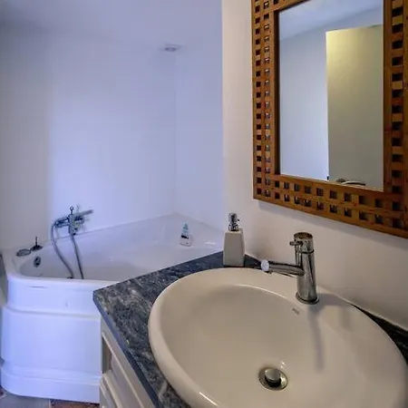 בית הארחה Casa Dos Calcos Angra do Heroísmo